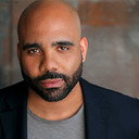 Anthony E. Williams als Officer Dickson