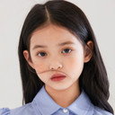 Guo Mucheng als Girl