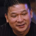 Johnny Chan als Johnny Chan