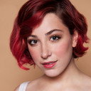 Tova Weinberger als Arlo Bennett