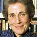 Françoise Giroud als Self (archive footage)