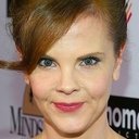 Kiersten Warren als Estelle