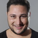 Alper Kadayıfçı als Cem