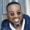 Marvin L. Sapp als Pastor Evans