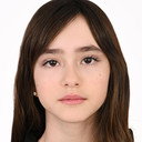 Mae Baptiste als Young Sarah