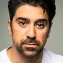 David Attar als Tim Morris