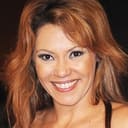 Linda Batista als Sonia