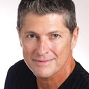 Dominic Philie als Frère sombre