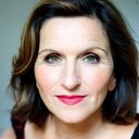 Eva Mannschott als Leroys Mutter