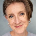 Madeleine MacMahon als Celine