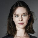 Emma Giegżno als Maja