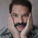 Joel Michaely als Raymond