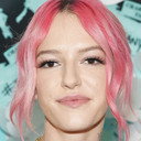 Bria Vinaite als Halley