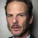 Peter Berg als Lyle