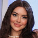 Mina Hüseyn als 