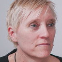 Caroline Wilkinson als Self