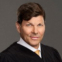 Daniel Mentzer als Self - Lawyer