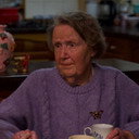 Haidee Crawford als Nana May