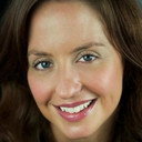 Lynette Creane als Waitress