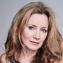 Amanda Douge als Tegwyn Flack