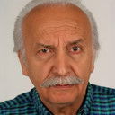 Devrim Parscan als Perihan'in Esi