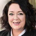 Wendy Harmer als Herself