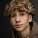 Alozie LaRose als Alex