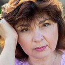 Irina Dubova als Waitress