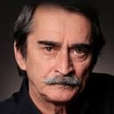 Mutlu Güney als Cemal Kılınç