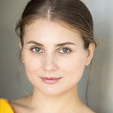 Zina Esepciuc als as Dianne Hood