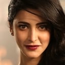 Shruti Haasan als Shruti