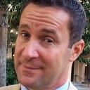 Steve Crest als Police Sergeant Sherman