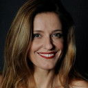 Antoniela Canto als Mendiga / Apresentadora de Jornal (voice)