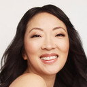 Lyndsey Wong als Vendor