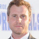 Mike O'Gorman als Luther Tenet