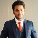 Amol Nikhare als Young Jai Singh Tomar