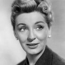 Kay Walsh als Mrs. Waggett