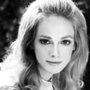 Sondra Locke als Joan Simms