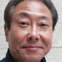 生木政壽 als Dr. Willis (voice)