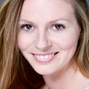 Lorianne Krieger als Extra (uncredited)