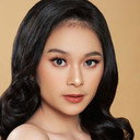 Rachel Hwadi Zaverio als Andien