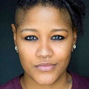 Rahne Jones als Skye Leighton