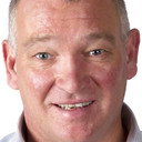 John Faxe Jensen als Sig selv
