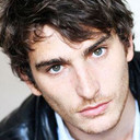 Martin Douaire als Docteur Martin