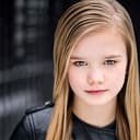 Kadence Kendall Roach als Young Jane