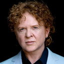 Mick Hucknall als 