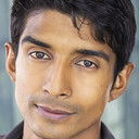 Brandon Raman als Dean