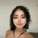 Lara Bueno als Jade