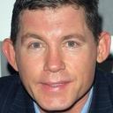 Lee Evans als Tucker