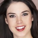 Lauren Parkinson als Camilla Sharp